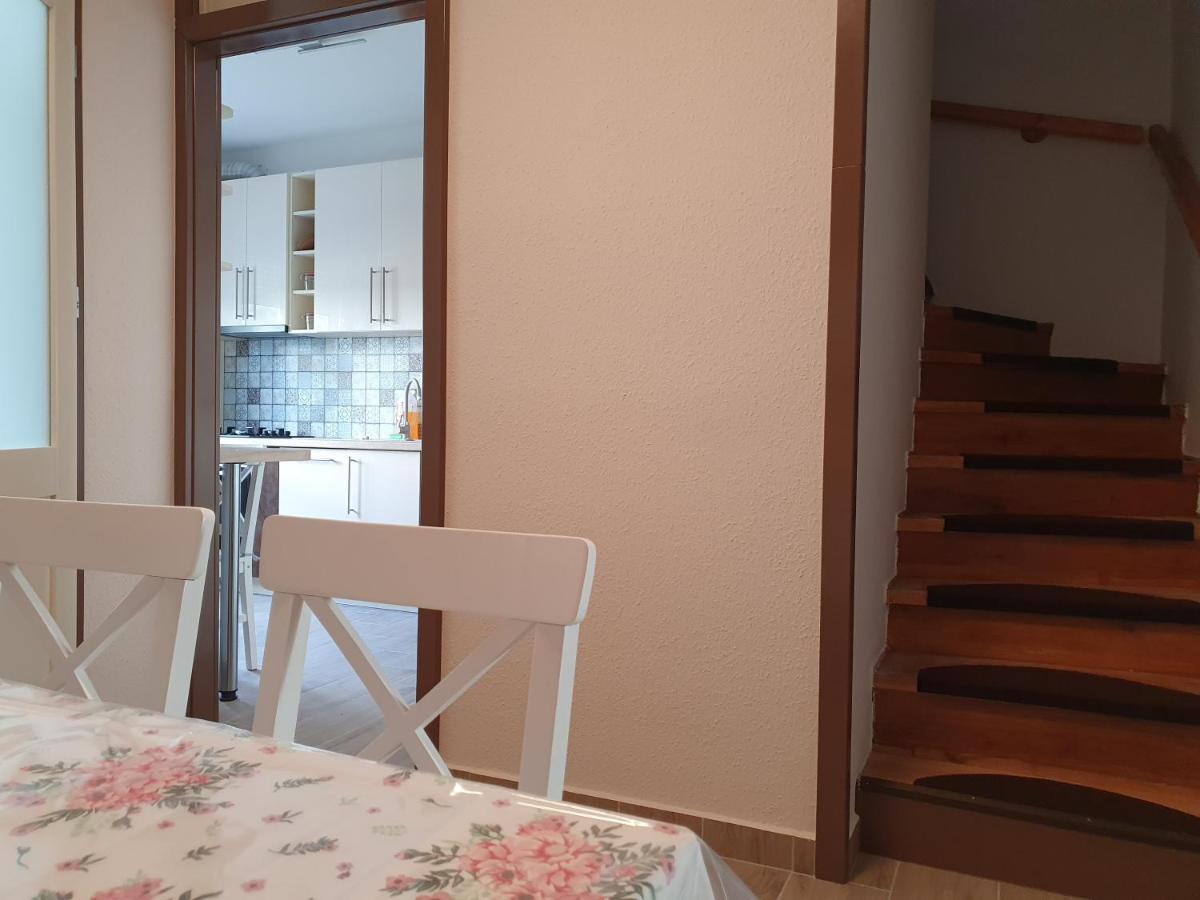 Flower Apartment Heviz Luaran gambar
