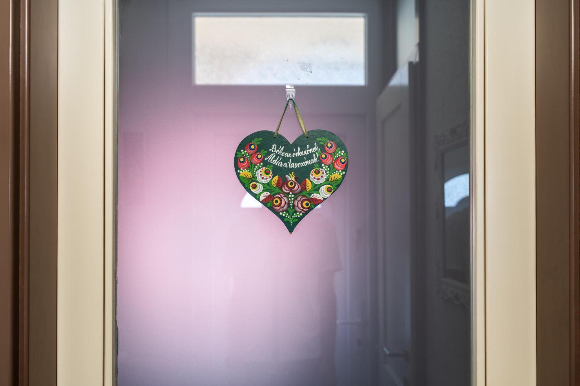 Flower Apartment Heviz Luaran gambar