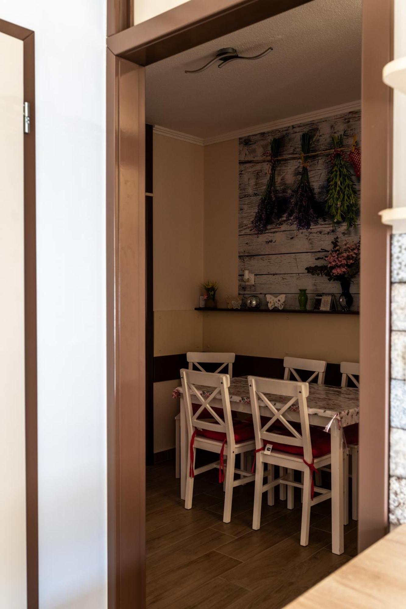 Flower Apartment Heviz Luaran gambar